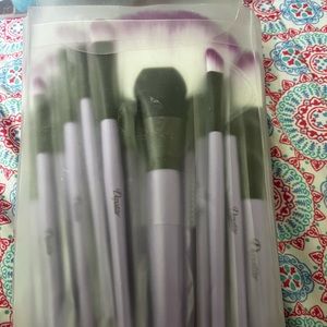 Makeup Brushes
